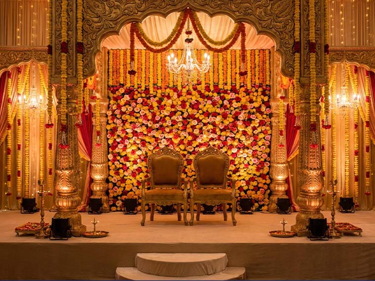 Complete Wedding Planning by Wedding Curatorss