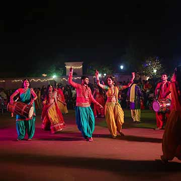 Folk Acts — Wedding Curatorss