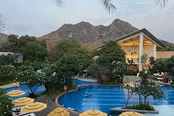 Taj Aravali Resort & Spa — luxury wedding venue in Udaipur